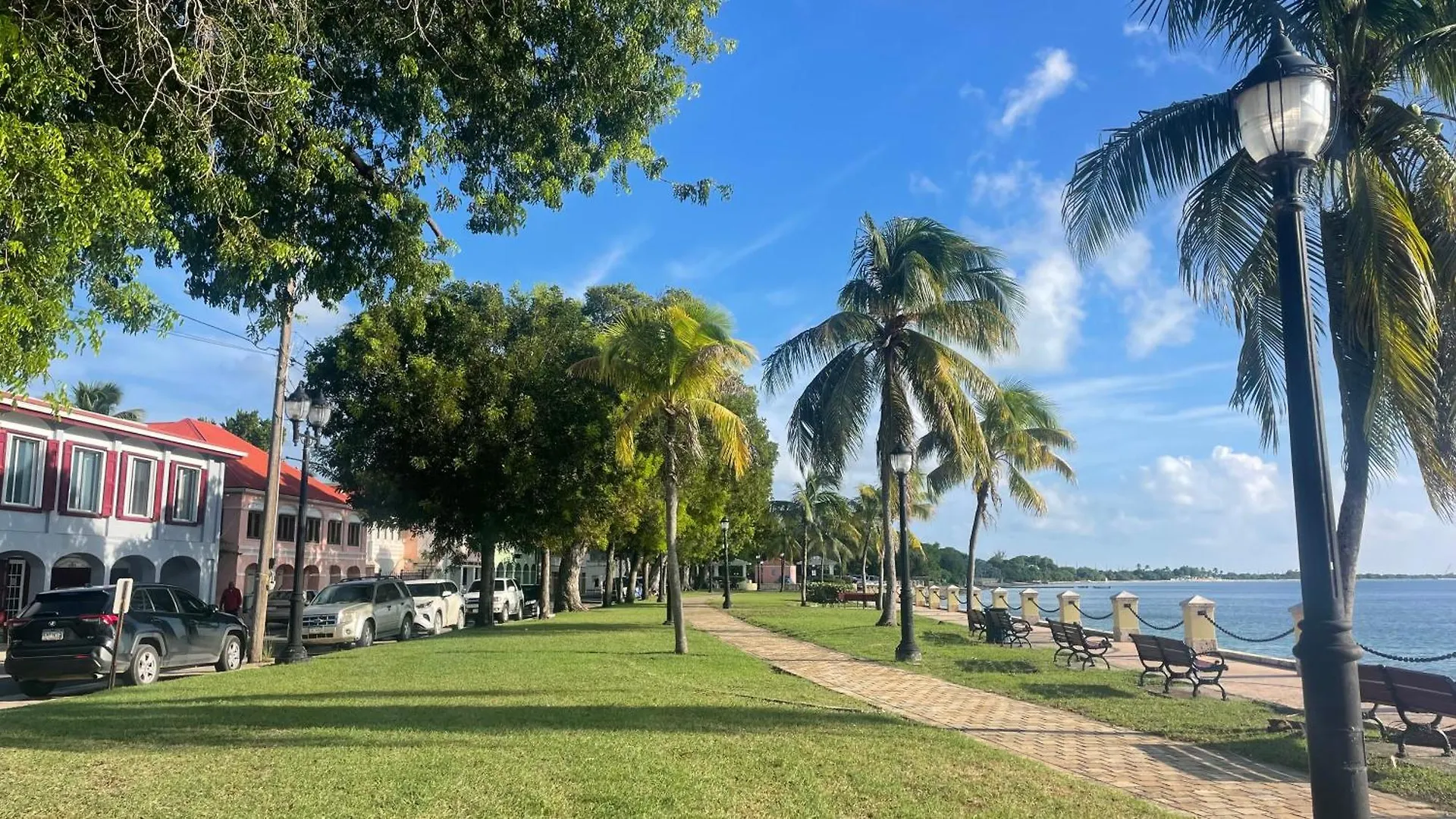 The Heart Of Frederiksted - Steps Away From The Beach Appartement